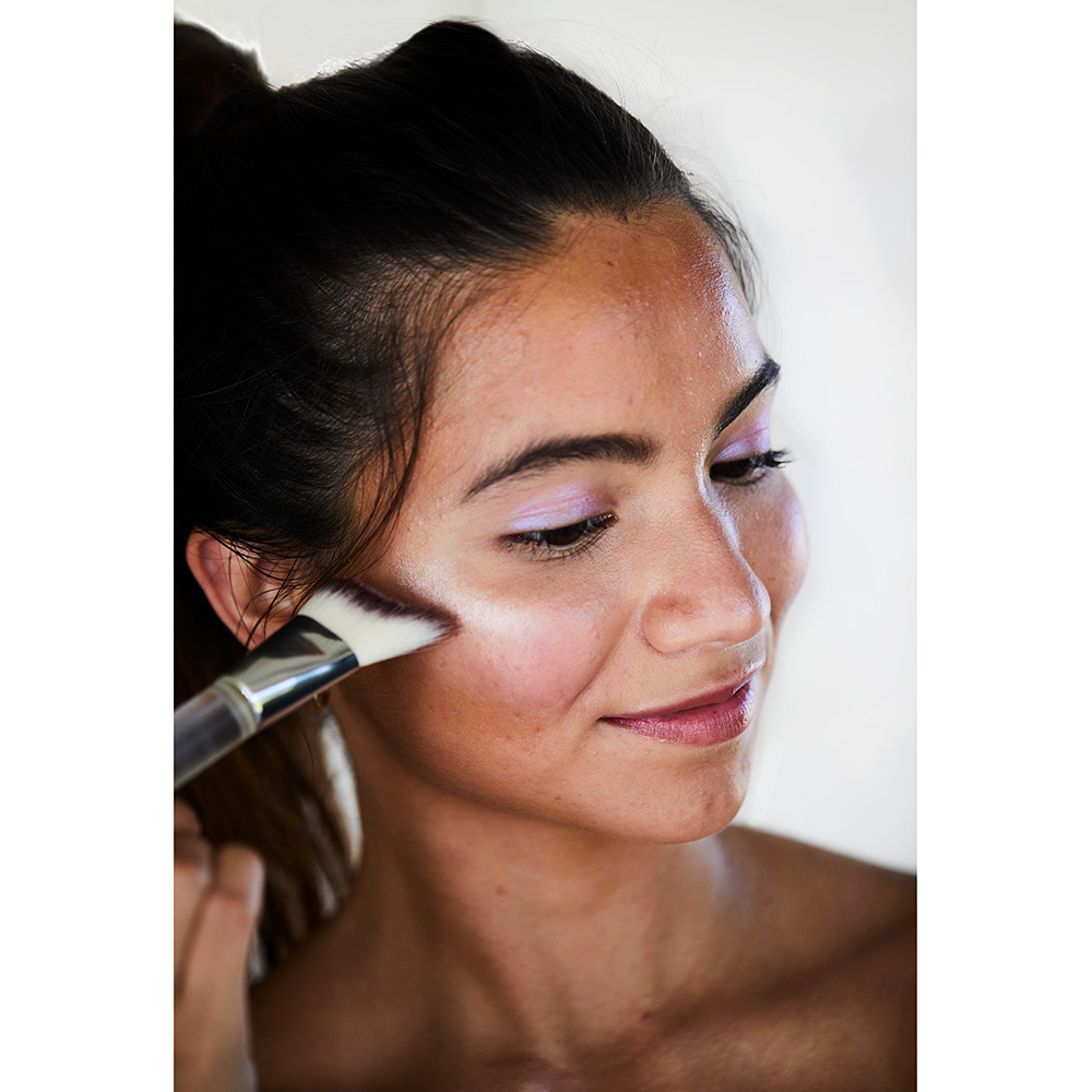 4 Colors Natural Bronzer Highlighter Blush Powder for Face Eyes Body Makeup  Palette Contouring Makeup 